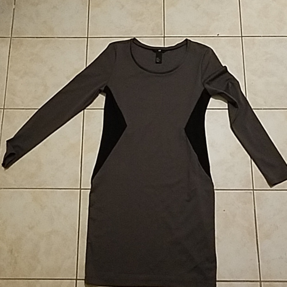 Form fitting stretch dress